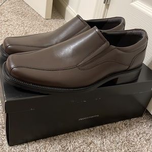 Men’s dress shoes. Brand new